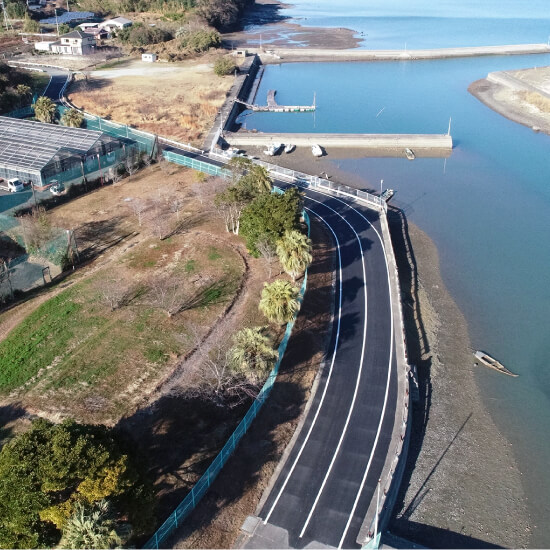 上下出線道路維持（舗装）工事