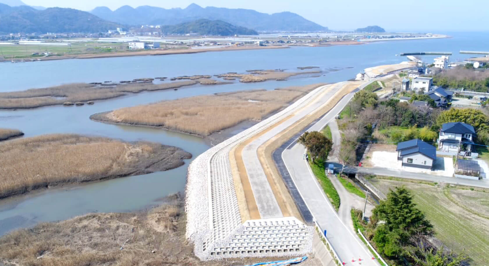 緑川川口地区（4工区）築堤工事