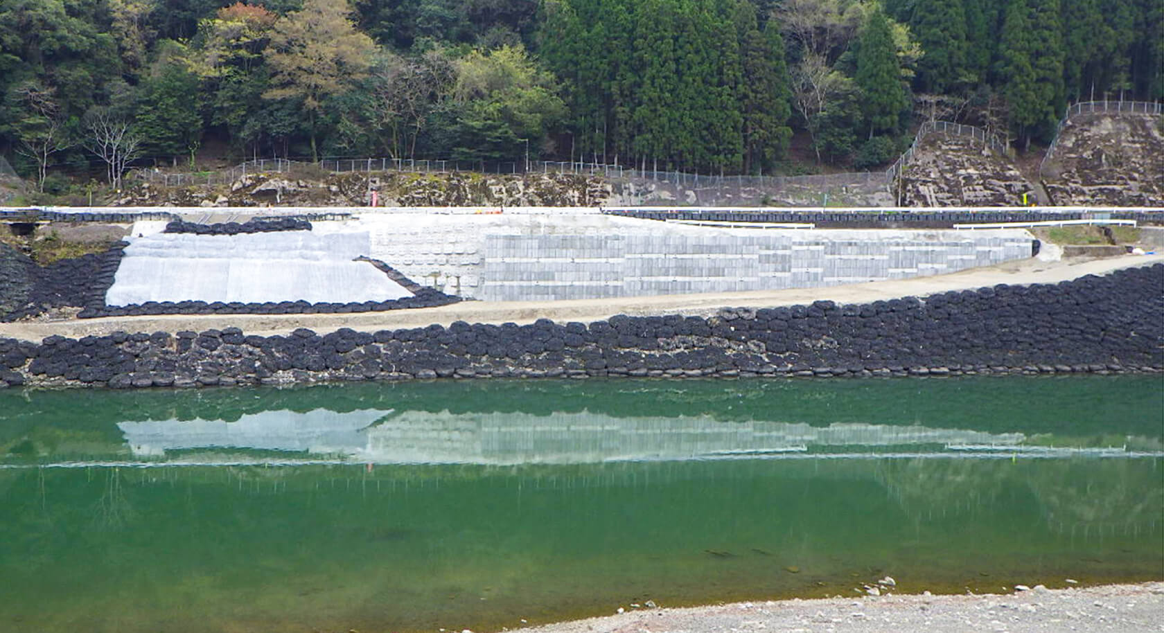 R6県道災害復旧 中谷地区擁壁工(その5)工事
