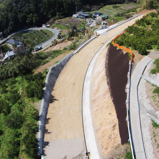 不知火中腹3期地区農道整備事業（基幹農道）第1号工事